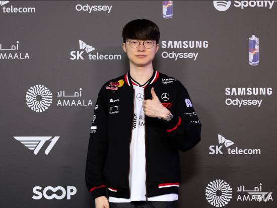 腕表!市场价值或近60万元Faker续约照佩戴豪华(图2) 腕表!市场价值或近60万元Faker续约照佩戴豪华(图2)